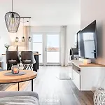Strandlaeufer Апартаменты *